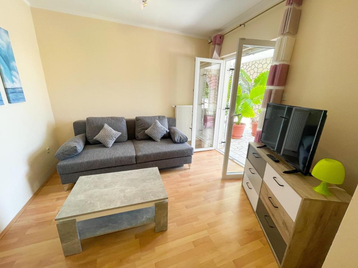 Apartments Sams Novi Vinodolski Ngoại thất bức ảnh