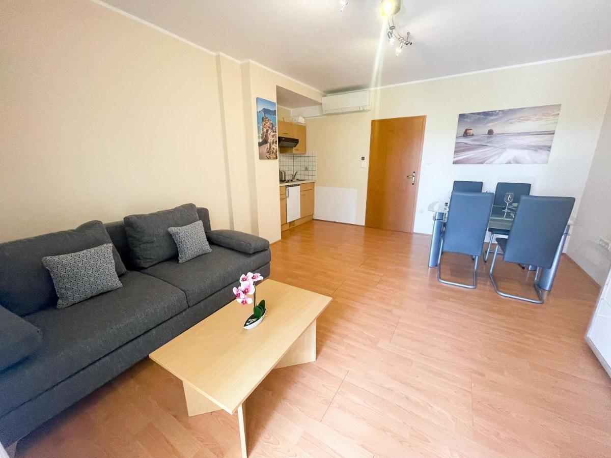 Apartments Sams Novi Vinodolski Ngoại thất bức ảnh