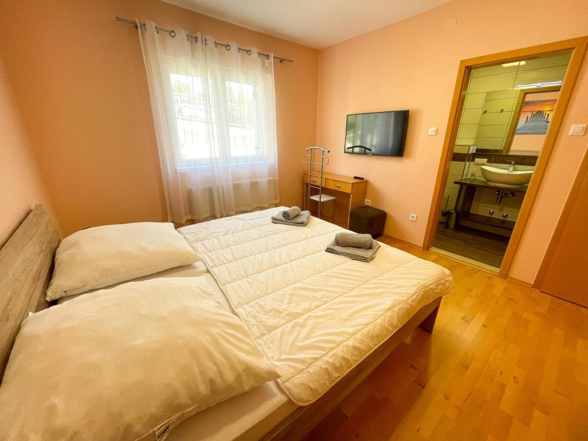 Apartments Sams Novi Vinodolski Ngoại thất bức ảnh