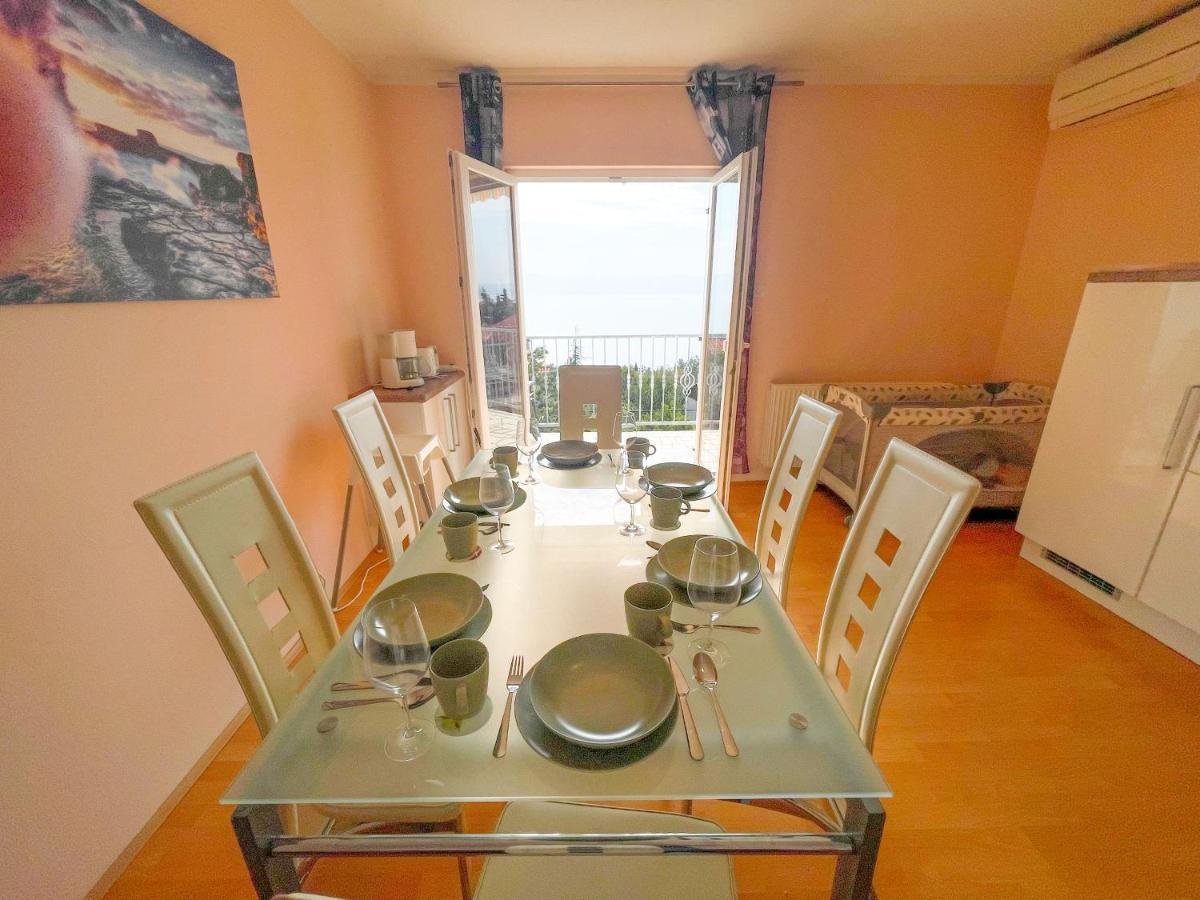 Apartments Sams Novi Vinodolski Ngoại thất bức ảnh